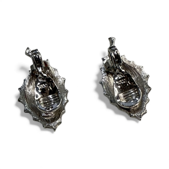 Silver-Tone Leaf Clip-On Earrings Metal Alloy 3 cm New - Picture 2 of 3